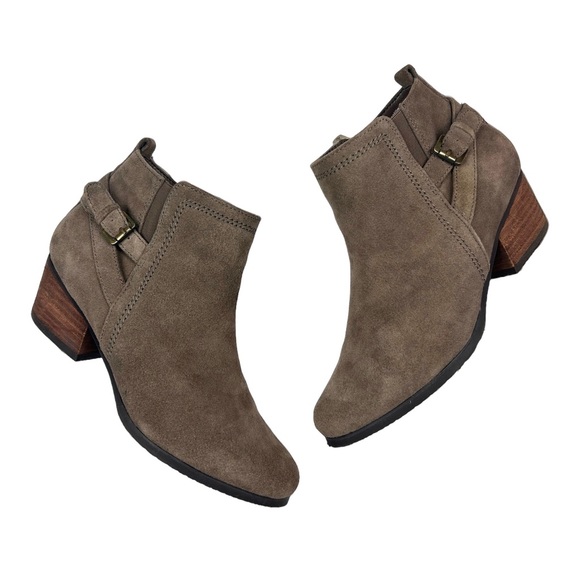 Blondo Taupe Idra Waterproof Suede Ankle Booties 8 - Picture 4 of 12